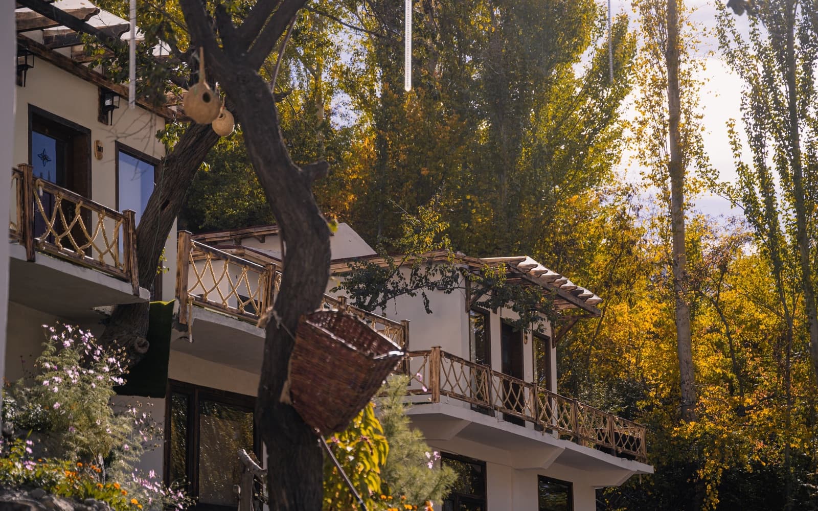 Offto Resort Hunza, Front